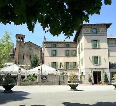 Cora Hotels Leon D'Oro CastellʼArquato Esterno foto
