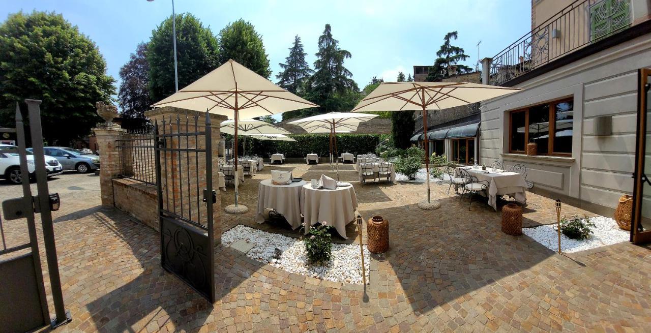 Cora Hotels Leon D'Oro CastellʼArquato Esterno foto