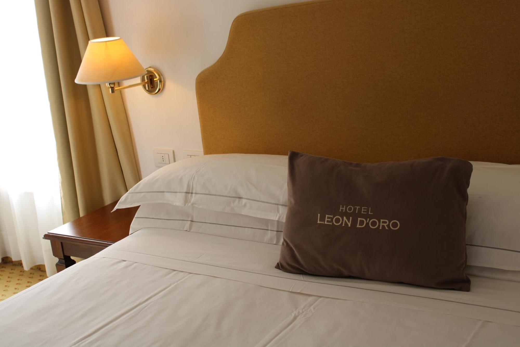 Cora Hotels Leon D'Oro CastellʼArquato Esterno foto